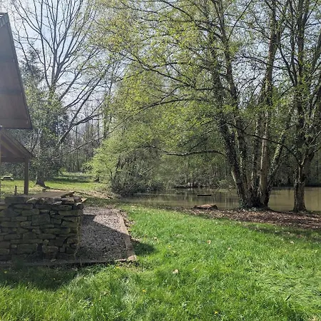 Avec Etang Privatise